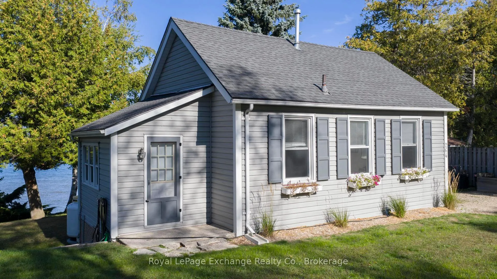 Photo 8 of 264 Goderich, Kincardine — HOMEH