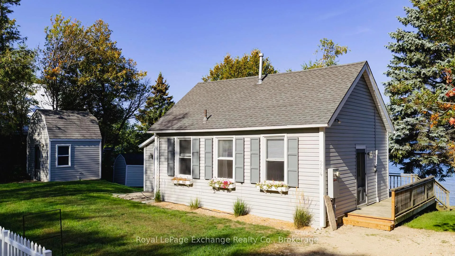 Photo 14 of 264 Goderich, Kincardine — HOMEH
