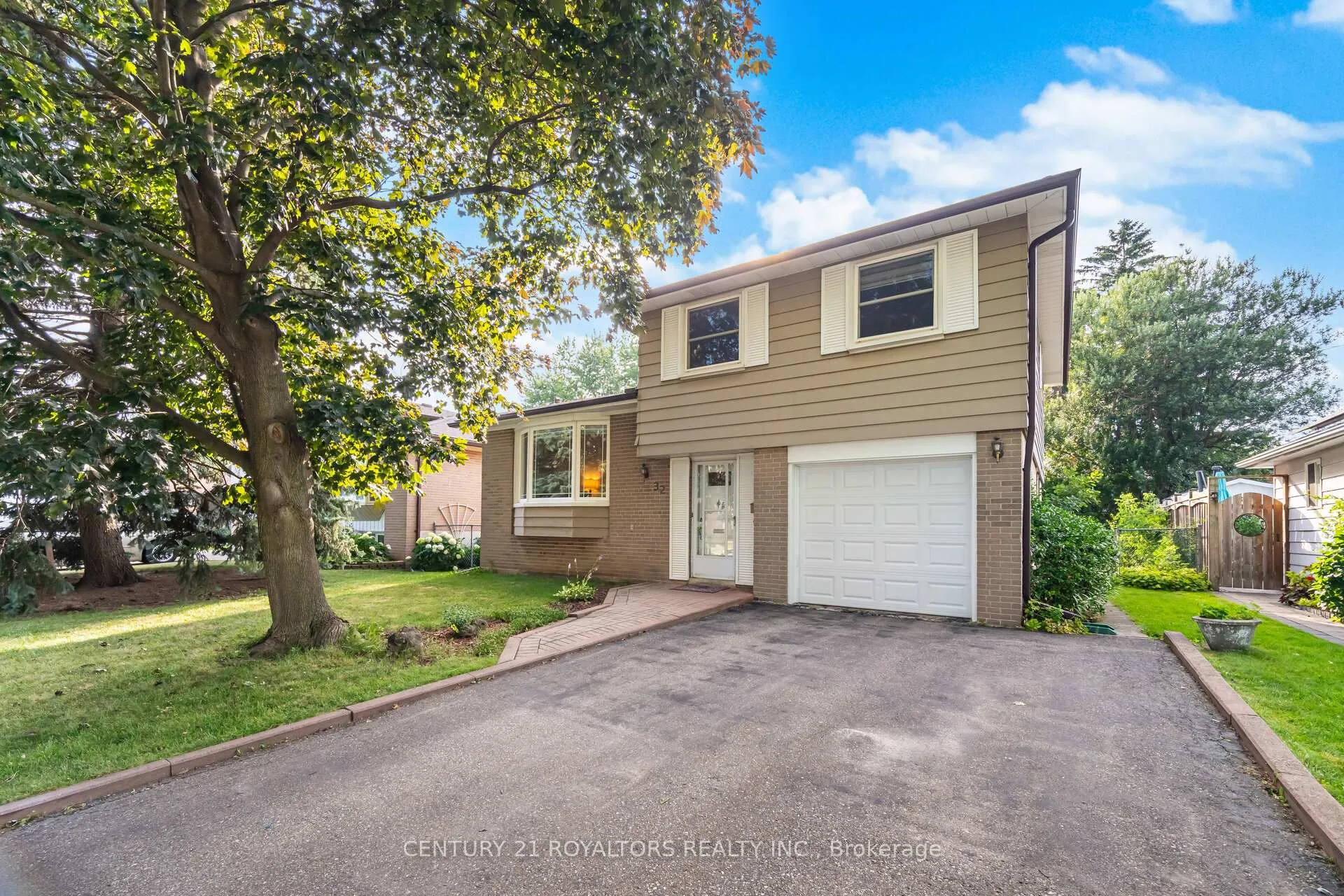 Front of 32 Farmington Drive