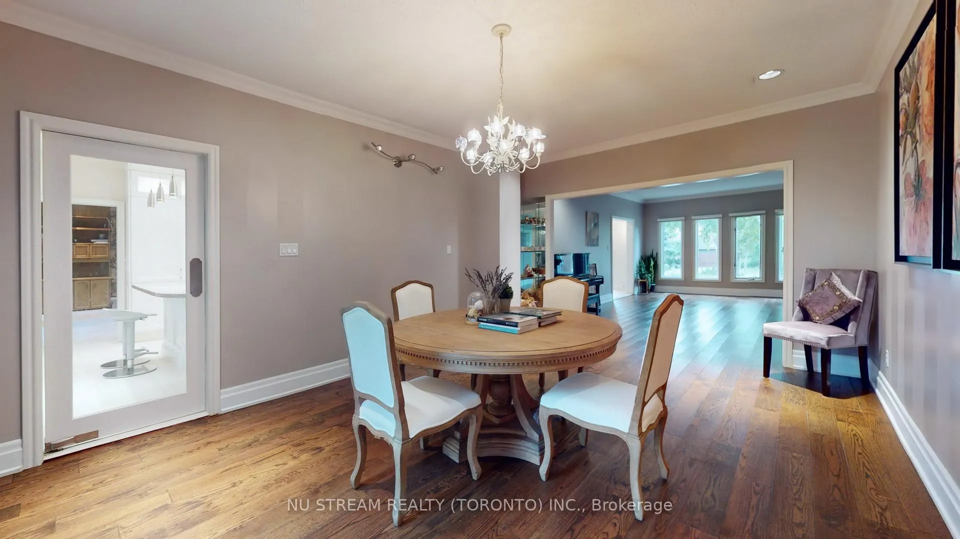 Photo 5 of 161 Rose Green Drive, Vaughan, Uplands — HOMEH