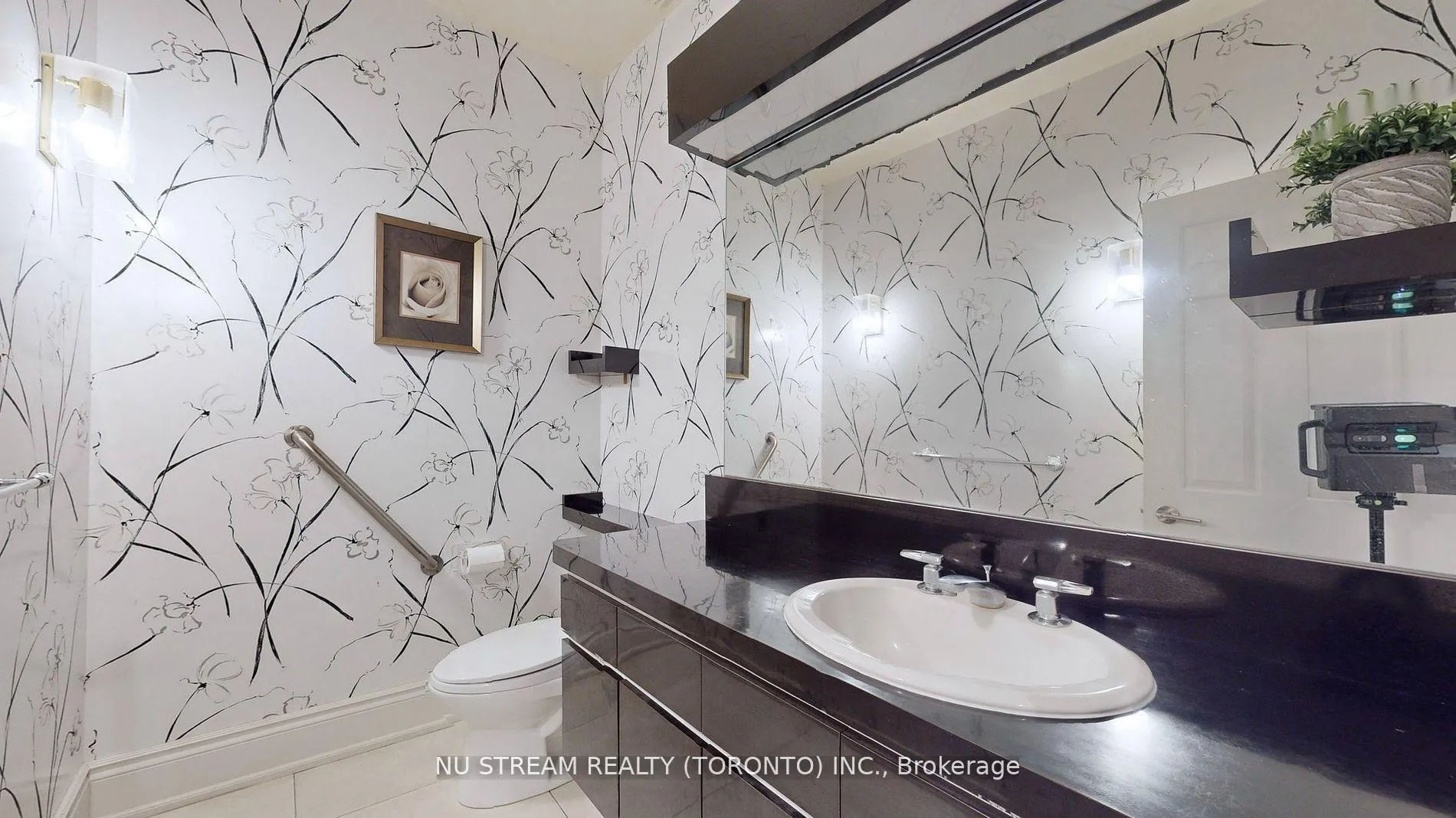 Photo 12 of 161 Rose Green Drive, Vaughan, Uplands — HOMEH