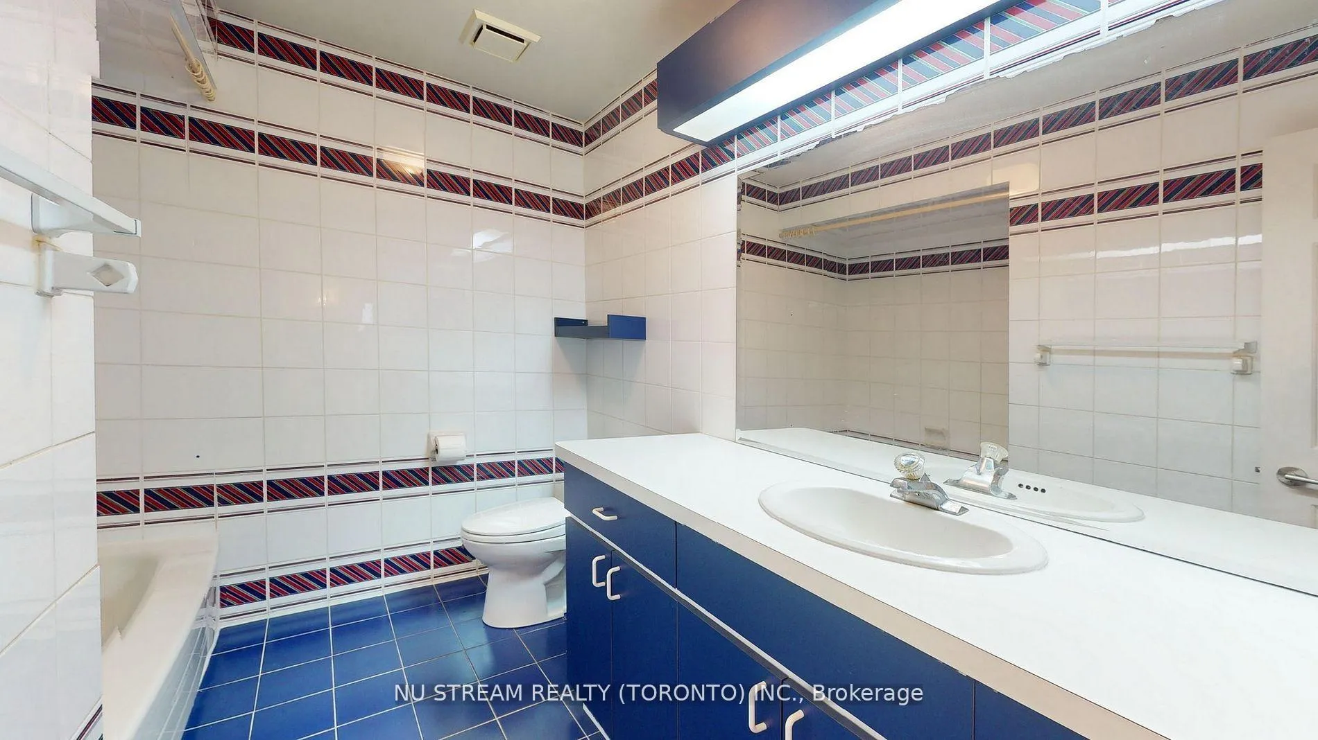 Photo 20 of 161 Rose Green Drive, Vaughan, Uplands — HOMEH