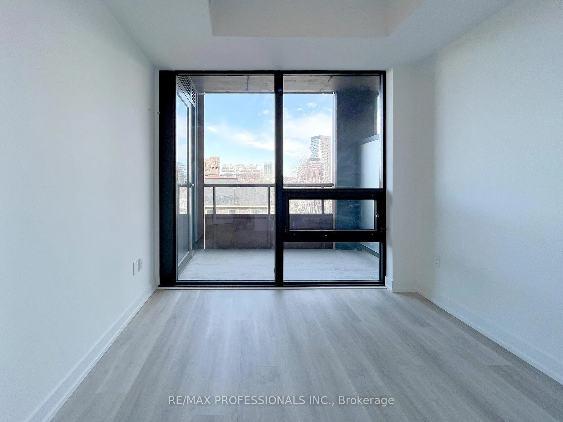Photo 11 of Unit 411, 28 Eastern Avenue, Toronto, Moss Park — HOMEH