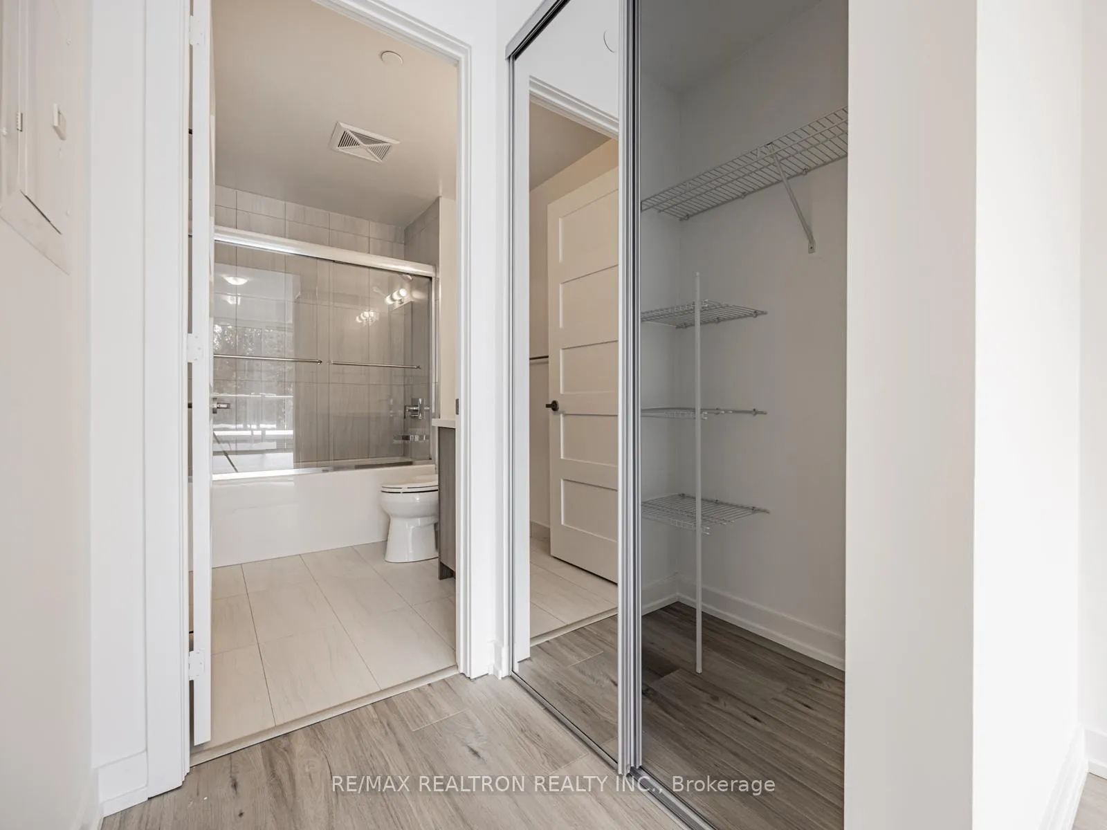 Photo 24 of Unit 313, 333 Sunseeker Avenue, Innisfil, Rural Innisfil — HOMEH
