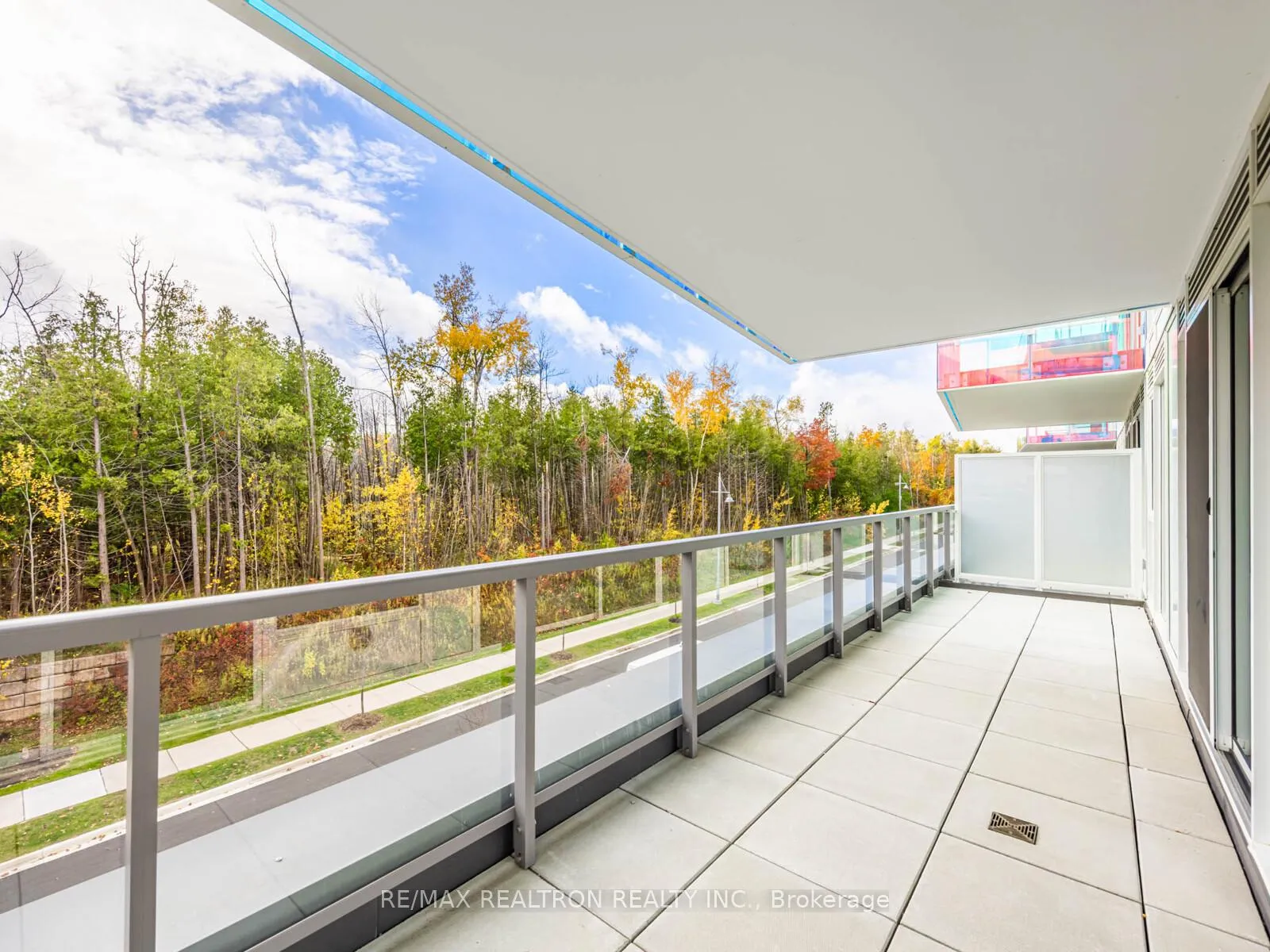 Photo 26 of Unit 313, 333 Sunseeker Avenue, Innisfil, Rural Innisfil — HOMEH