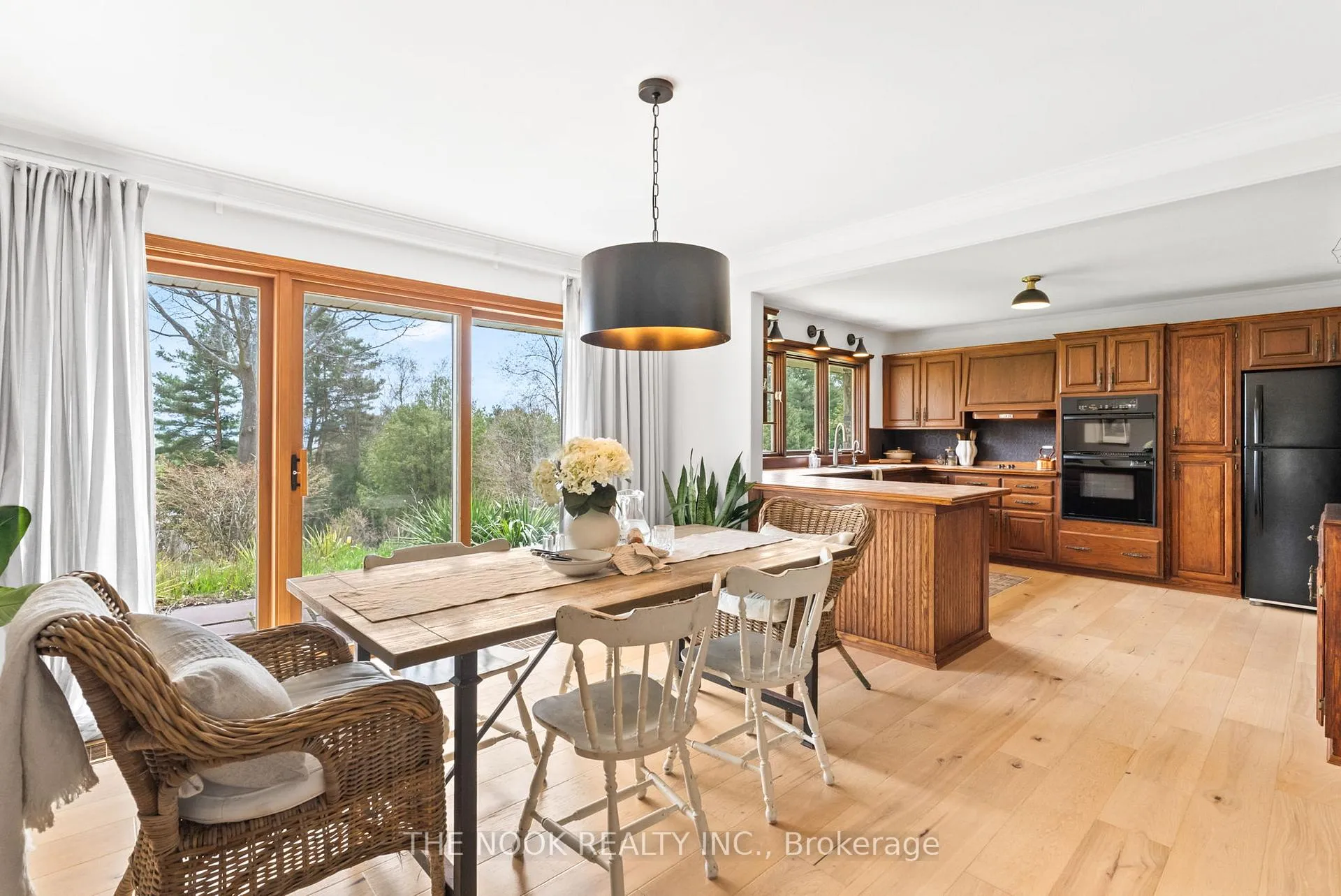 Photo 20 of 41 Hillview Road, Brighton, Rural Brighton — HOMEH