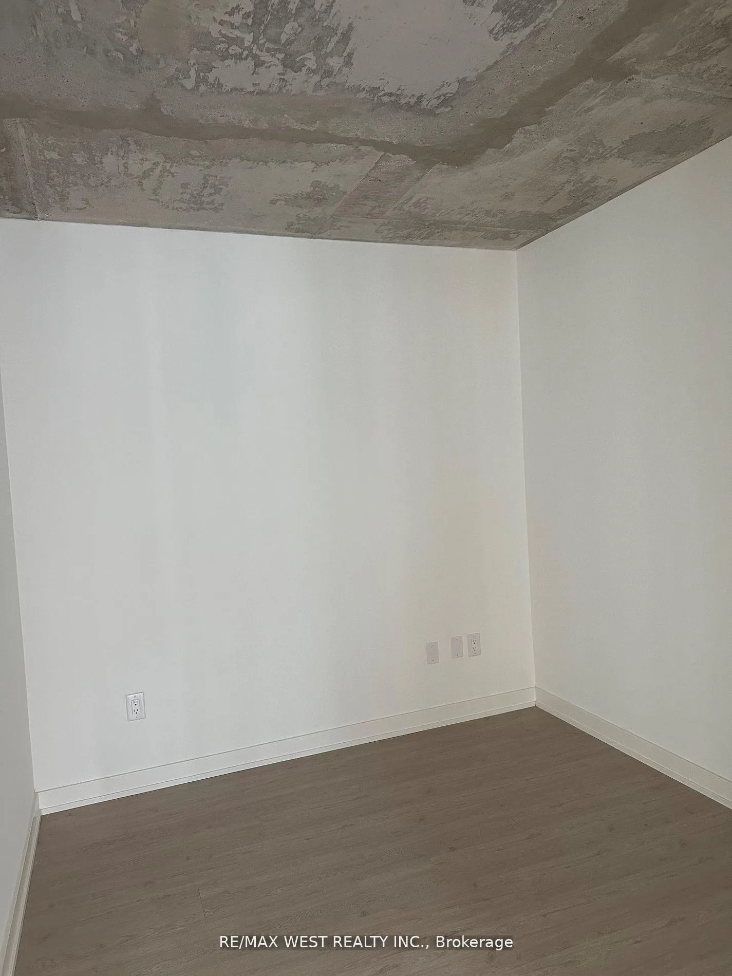Photo 11 of Unit 805, 65 Mutual Street E, Toronto, Church-Yonge Corridor — HOMEH