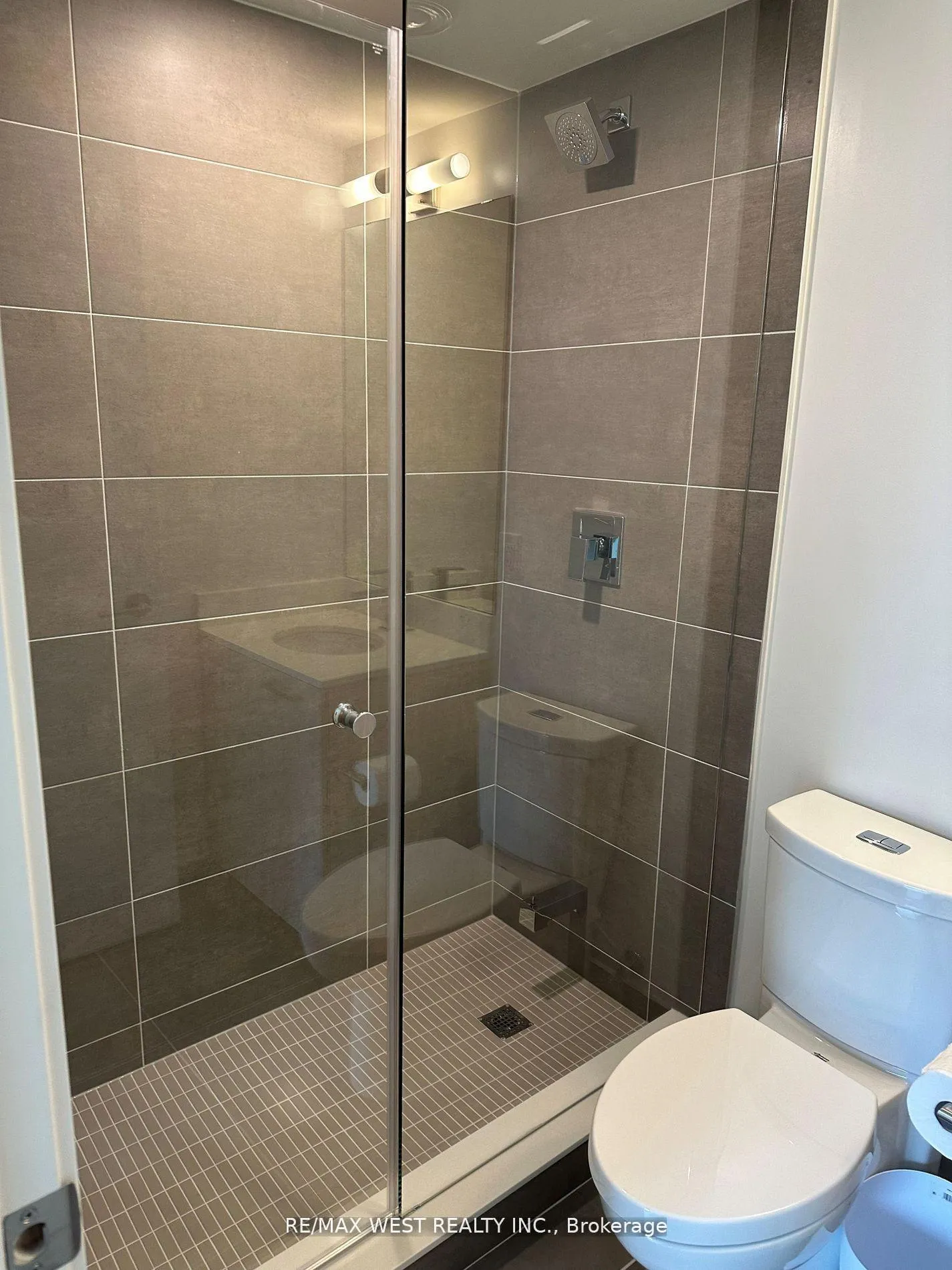 Photo 13 of Unit 805, 65 Mutual Street E, Toronto, Church-Yonge Corridor — HOMEH