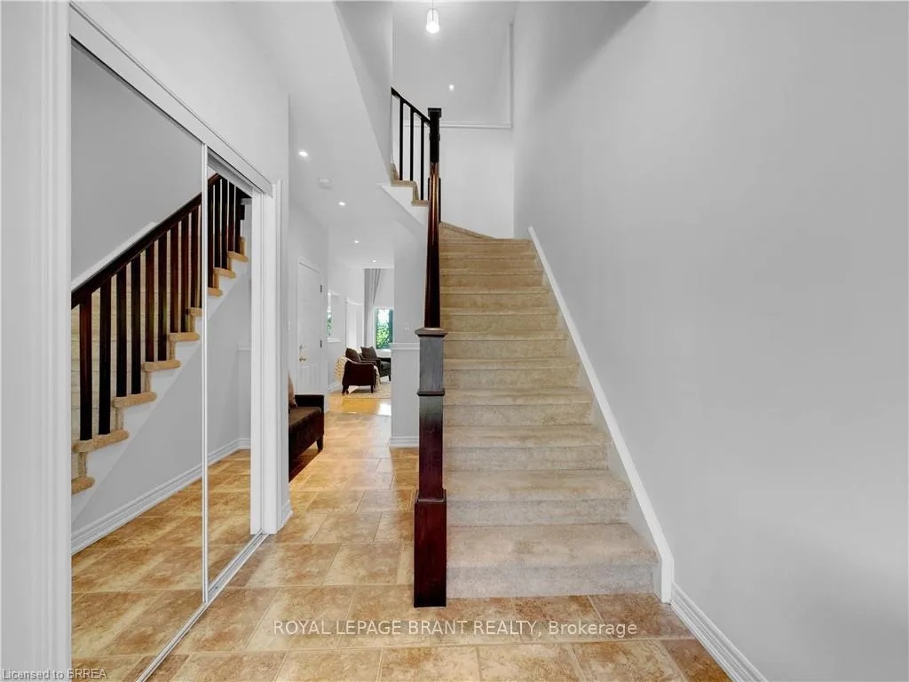 Photo 7 of 58 Myers Lane, Hamilton, Ancaster — HOMEH