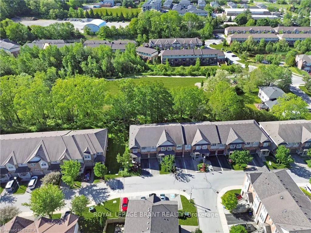 Photo 16 of 58 Myers Lane, Hamilton, Ancaster — HOMEH