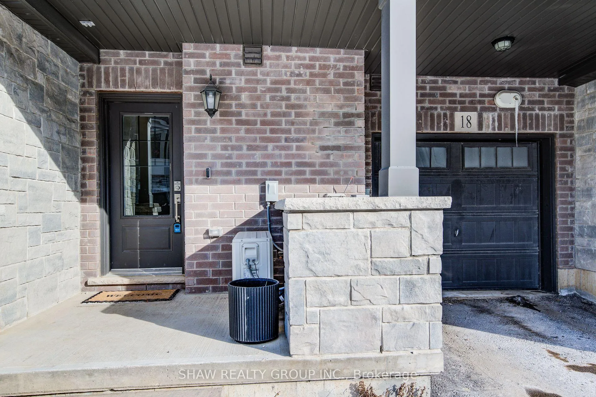 Photo 5 of Unit 18, 100 Hollywood Court, Cambridge — HOMEH