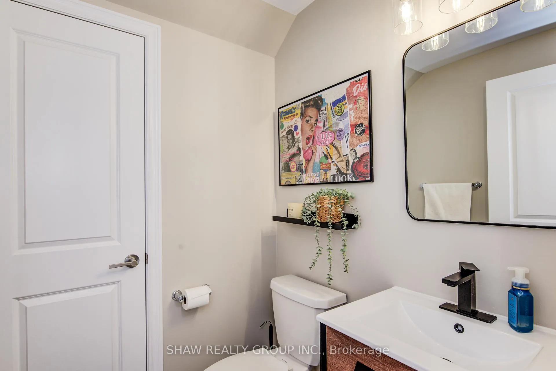 Photo 10 of Unit 18, 100 Hollywood Court, Cambridge — HOMEH