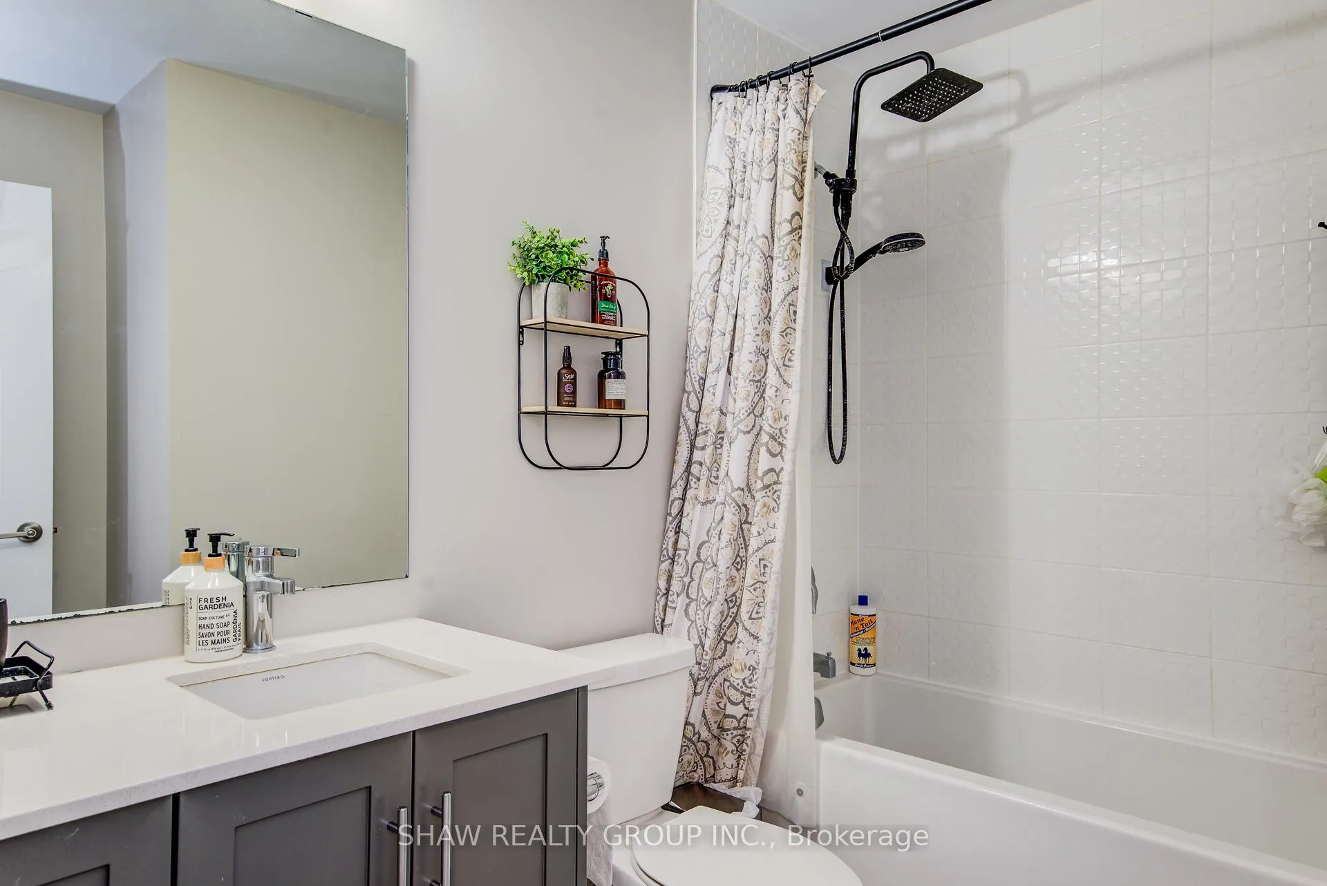 Photo 29 of Unit 18, 100 Hollywood Court, Cambridge — HOMEH