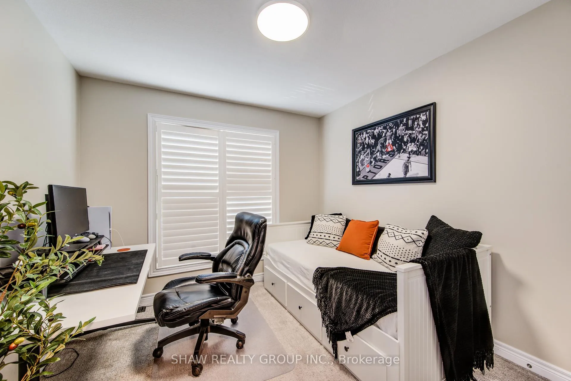 Photo 32 of Unit 18, 100 Hollywood Court, Cambridge — HOMEH