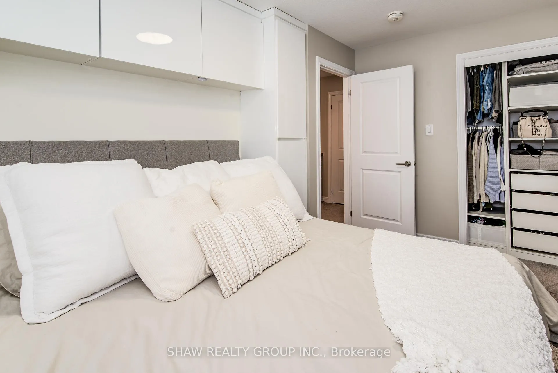 Photo 35 of Unit 18, 100 Hollywood Court, Cambridge — HOMEH