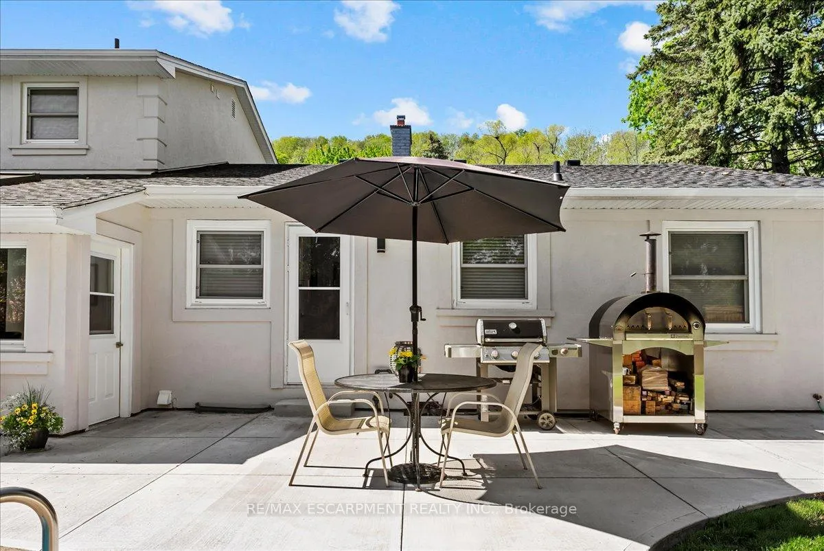 Photo 36 of 83 Dorchester Drive, Grimsby, Grimsby Escarpment — HOMEH