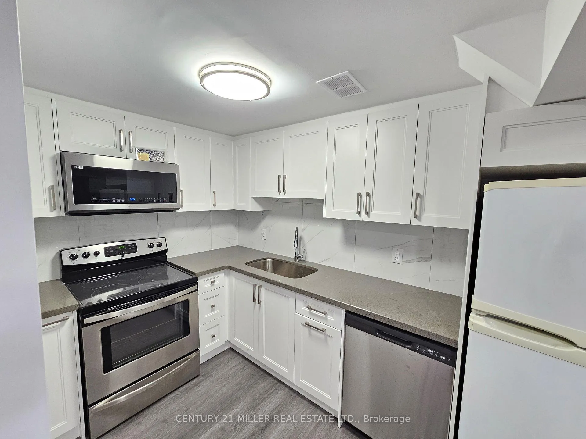 Photo 3 of Unit Basemen, 156 Beechnut Road, Vaughan, West Woodbridge — HOMEH