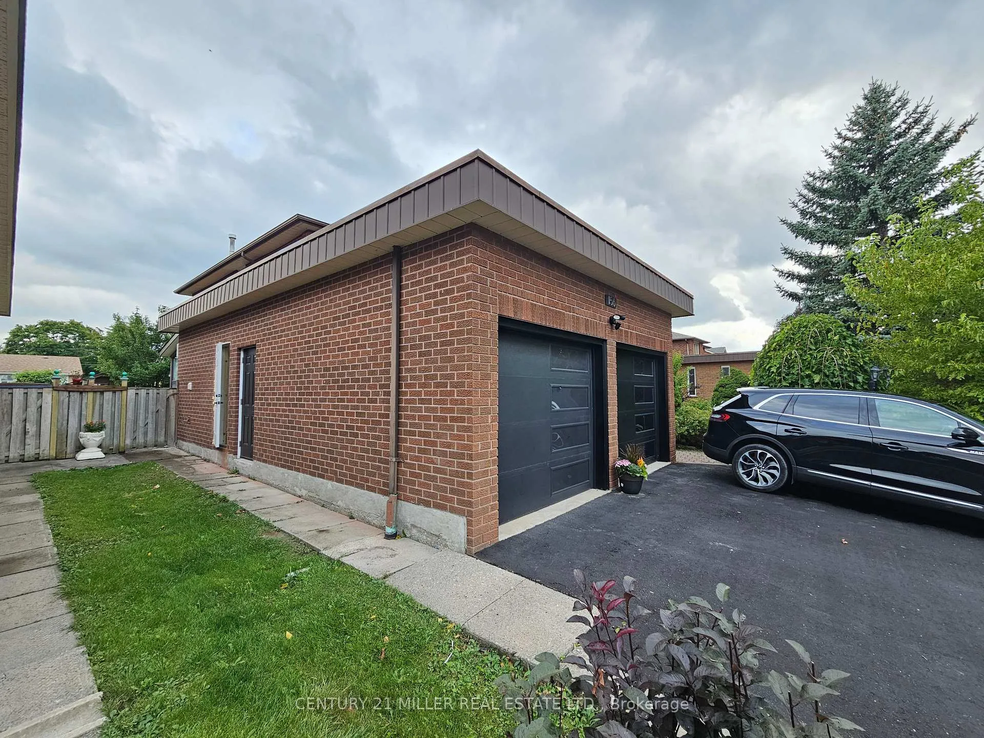 Photo 14 of Unit Basemen, 156 Beechnut Road, Vaughan, West Woodbridge — HOMEH