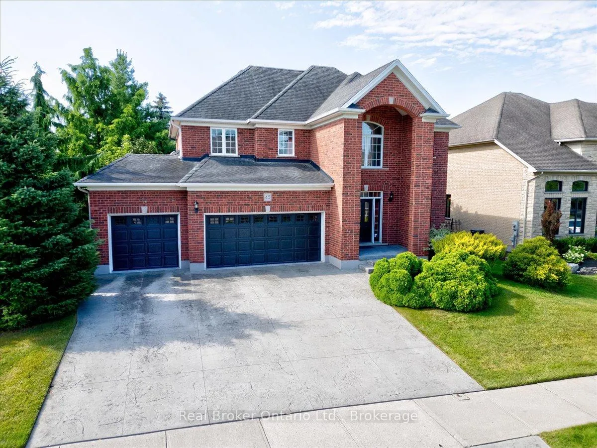 Photo 2 of 45 Pioneer Tower Crescent, Kitchener — HOMEH