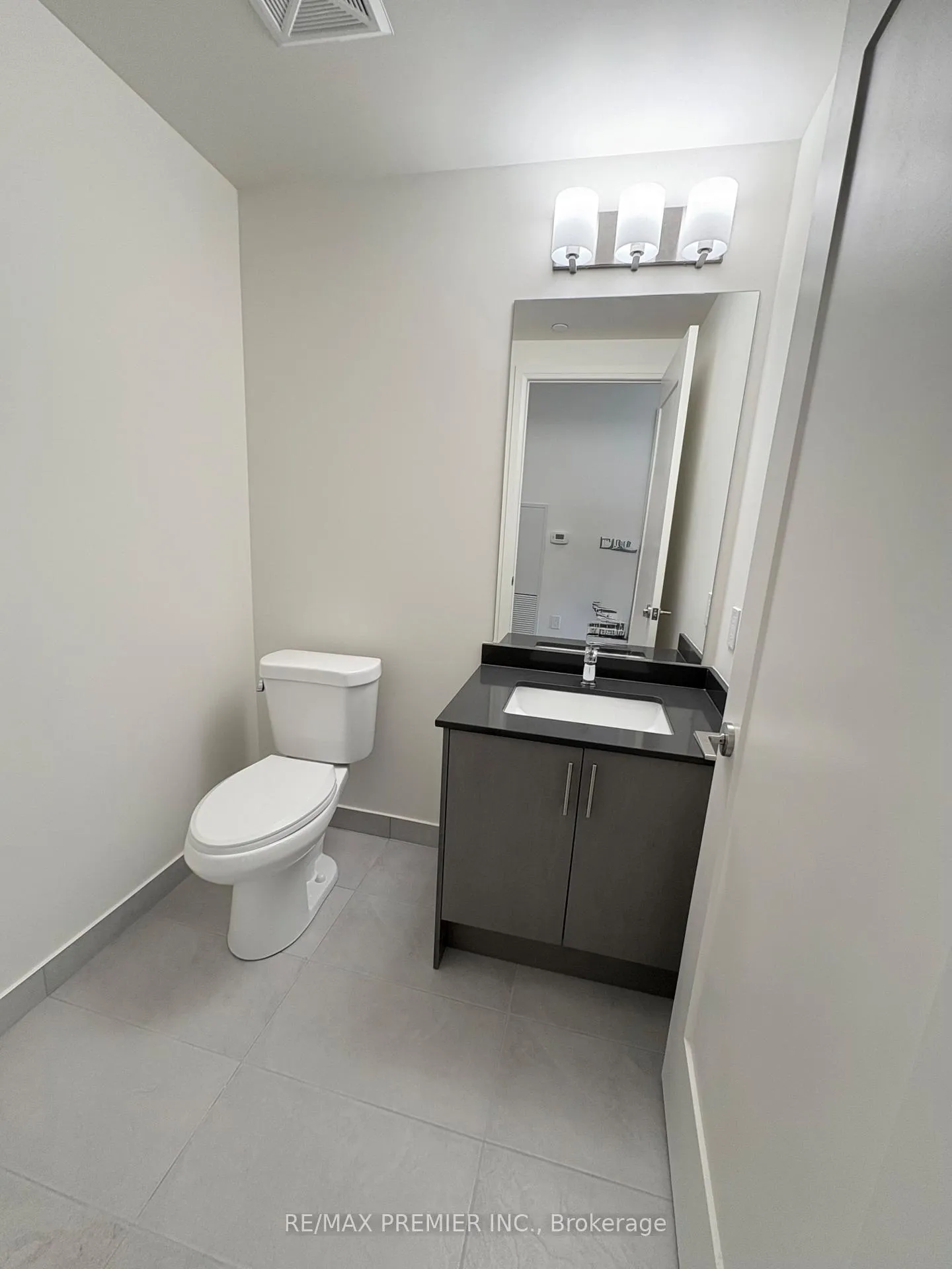 Photo 12 of Unit 1909, 8960 Jane Street S, Vaughan, Concord — HOMEH
