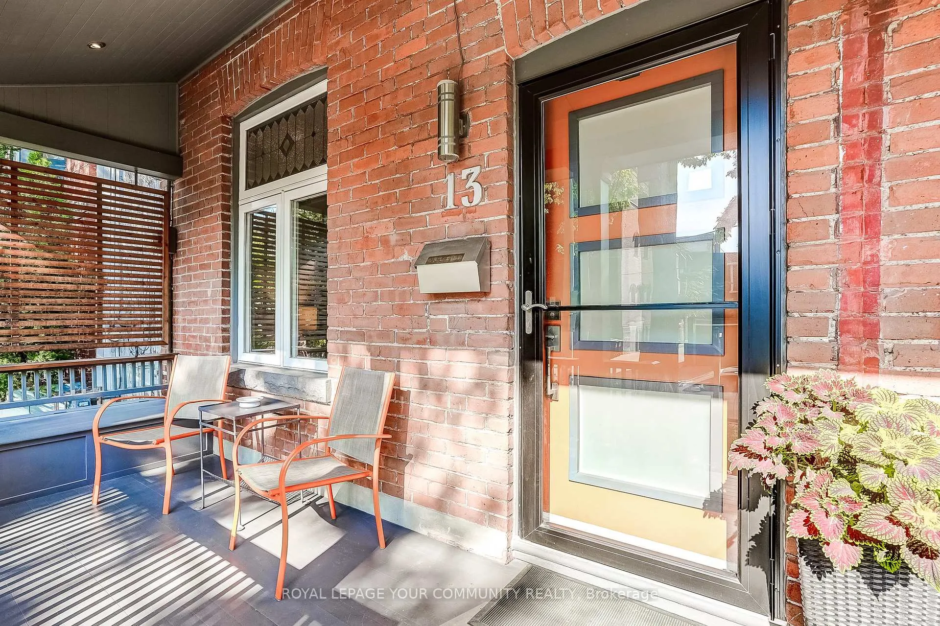 Photo 3 of 13 Howland Road, Toronto, North Riverdale — HOMEH