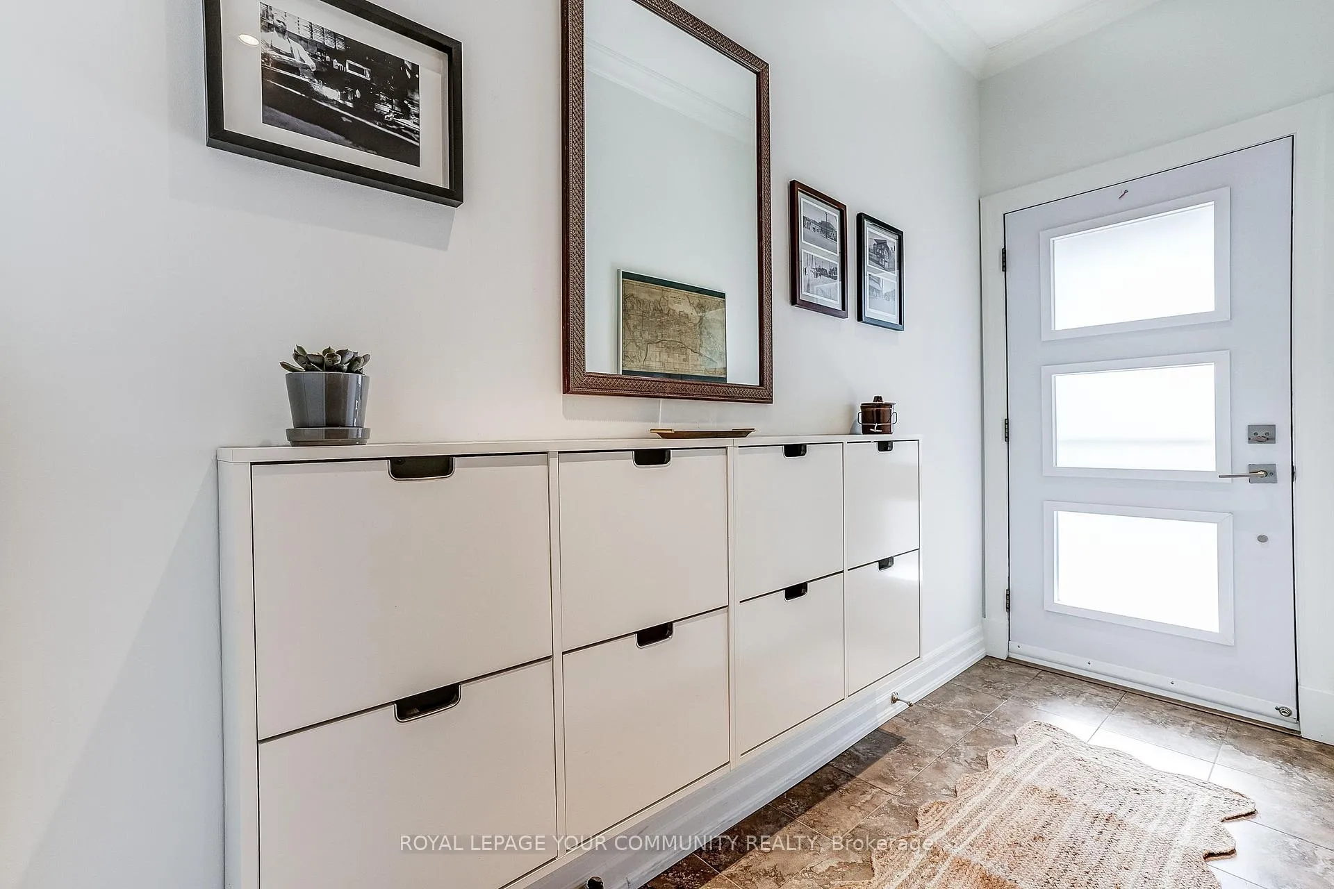 Photo 4 of 13 Howland Road, Toronto, North Riverdale — HOMEH