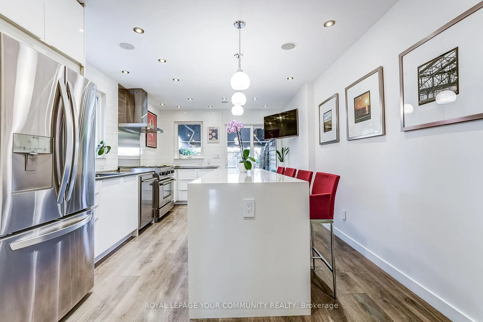 Photo 14 of 13 Howland Road, Toronto, North Riverdale — HOMEH
