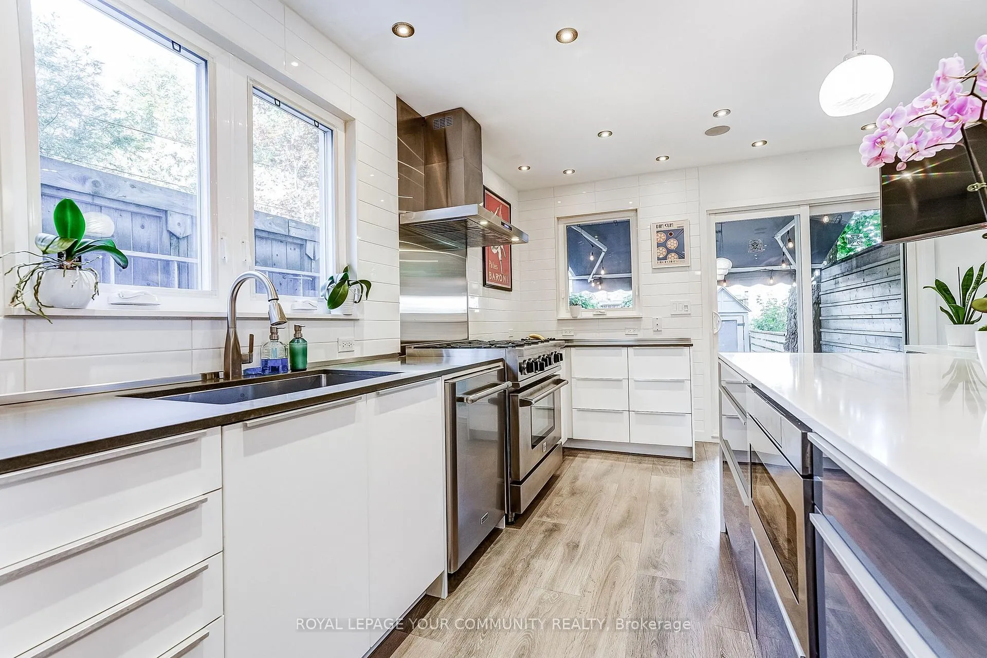 Photo 17 of 13 Howland Road, Toronto, North Riverdale — HOMEH