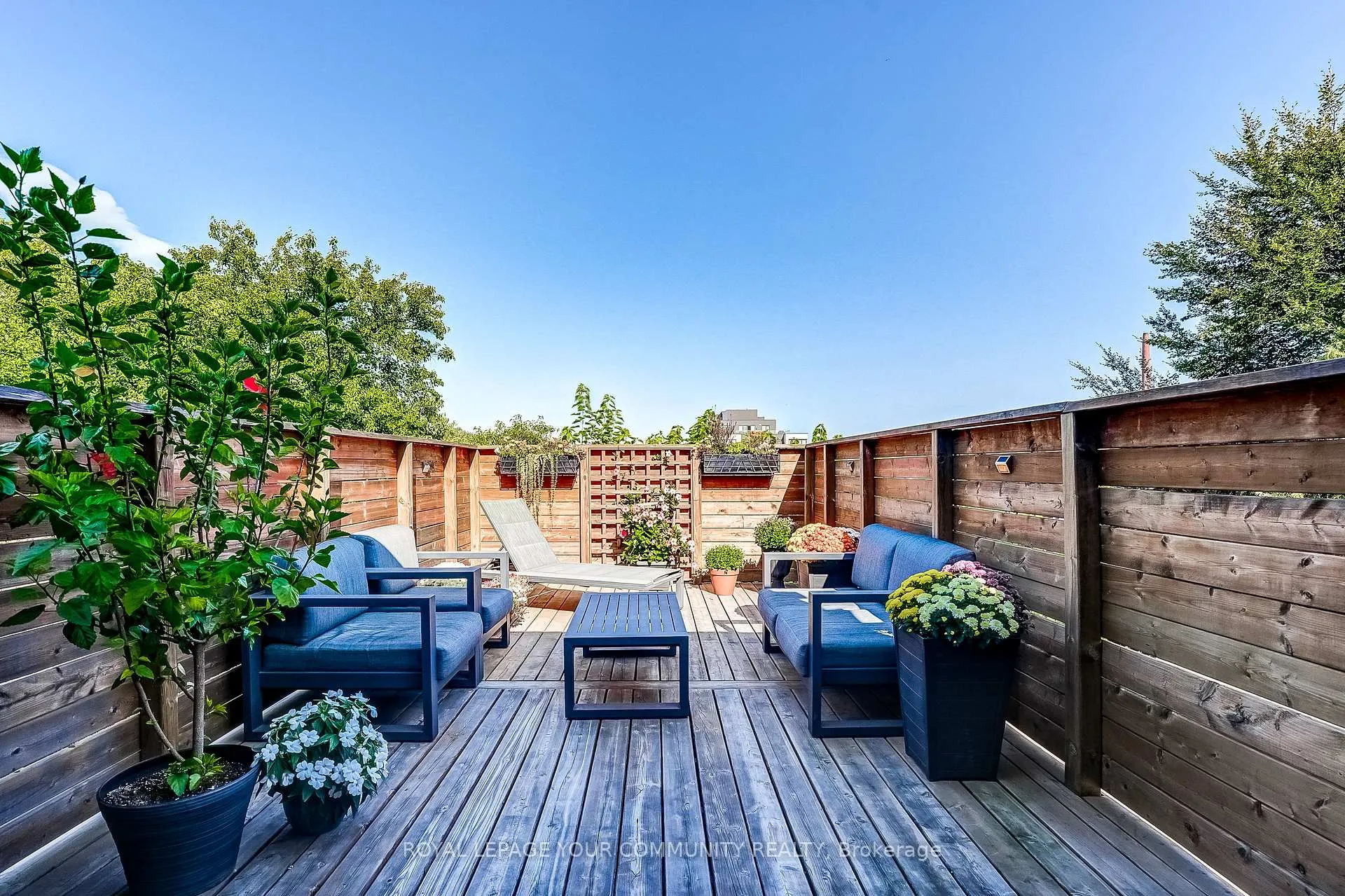 Photo 41 of 13 Howland Road, Toronto, North Riverdale — HOMEH
