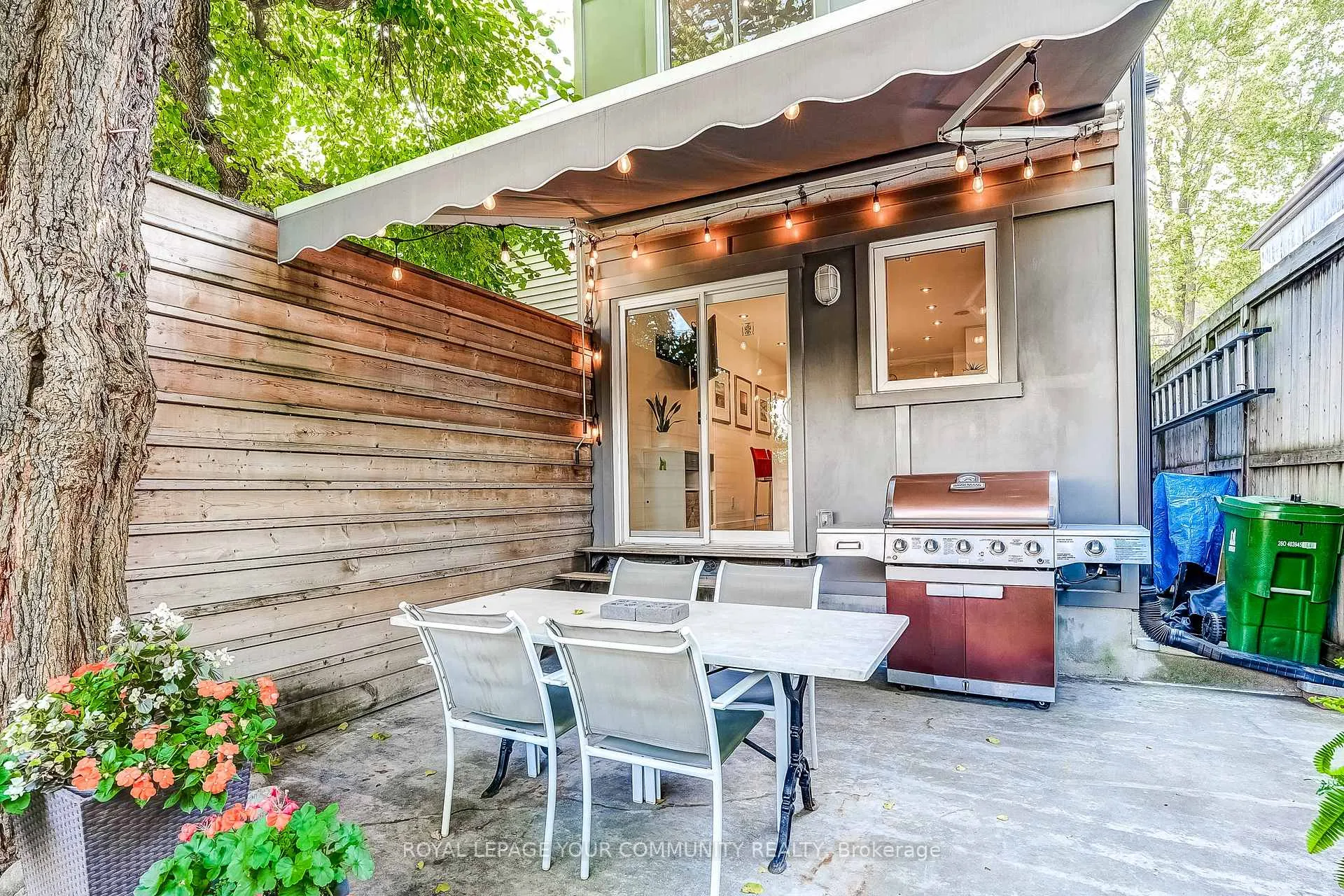 Photo 42 of 13 Howland Road, Toronto, North Riverdale — HOMEH