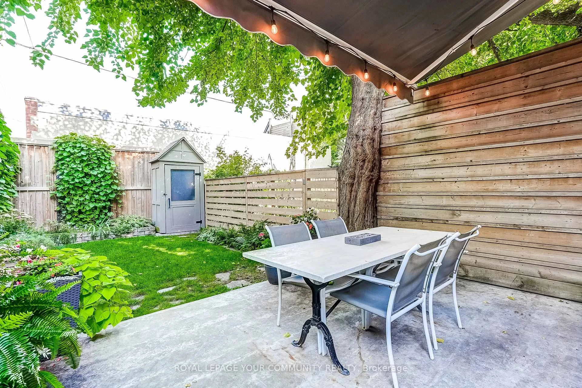 Photo 43 of 13 Howland Road, Toronto, North Riverdale — HOMEH