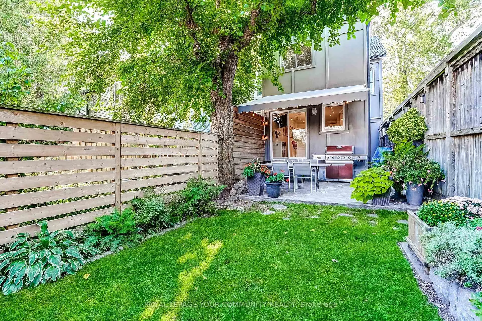 Photo 46 of 13 Howland Road, Toronto, North Riverdale — HOMEH