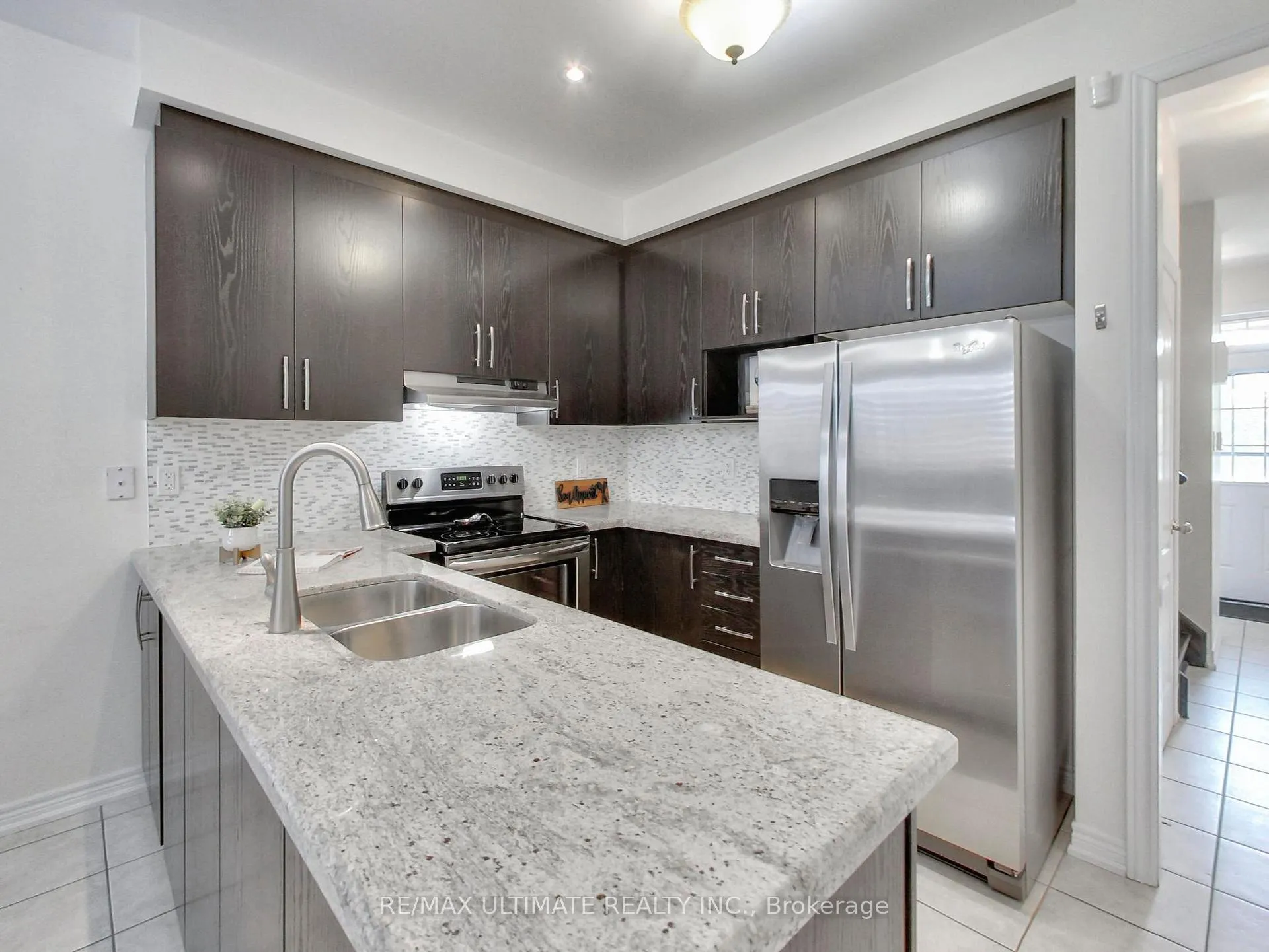 Photo 8 of 115 Pedwell Street, Clarington, Newcastle — HOMEH