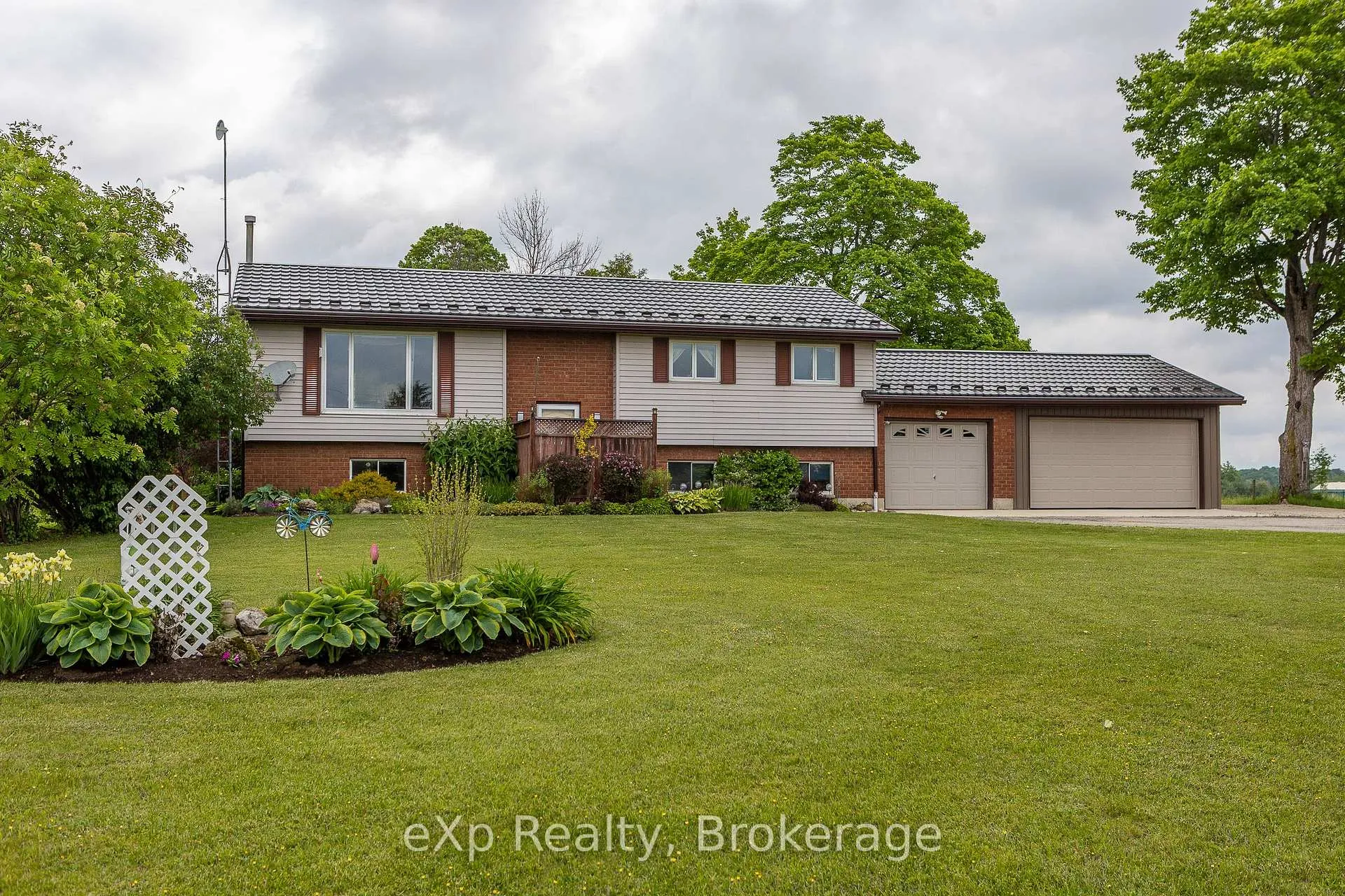 Photo 3 of 752791 75 Side Road, Southgate — HOMEH