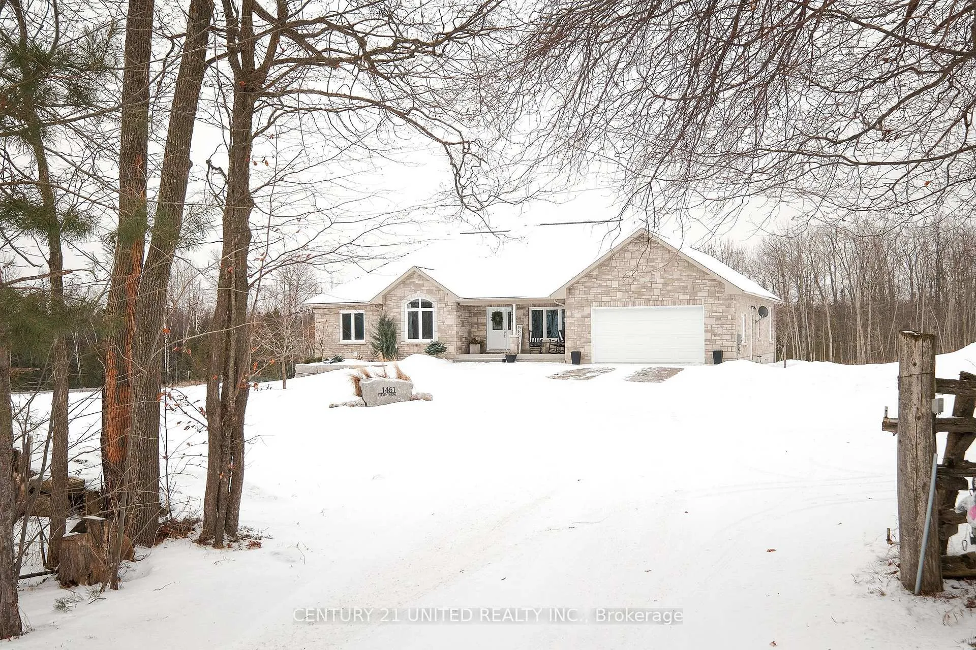 Photo 1 of 1461 11th Line, Selwyn — HOMEH