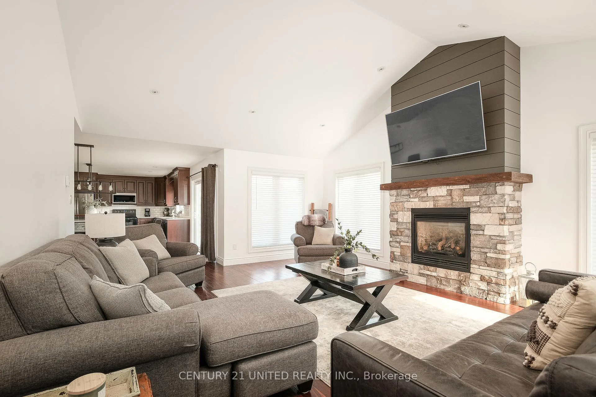 Photo 15 of 1461 11th Line, Selwyn — HOMEH