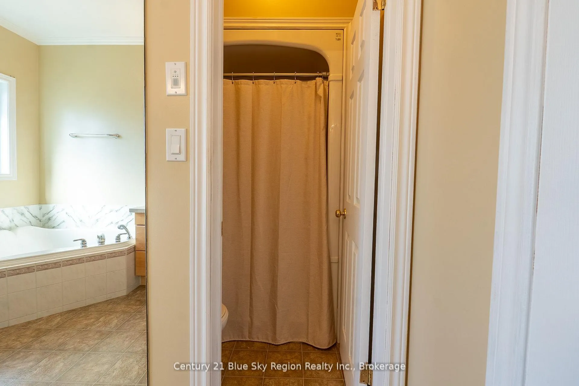 Photo 23 of 161 Golf Course Road, Callander — HOMEH