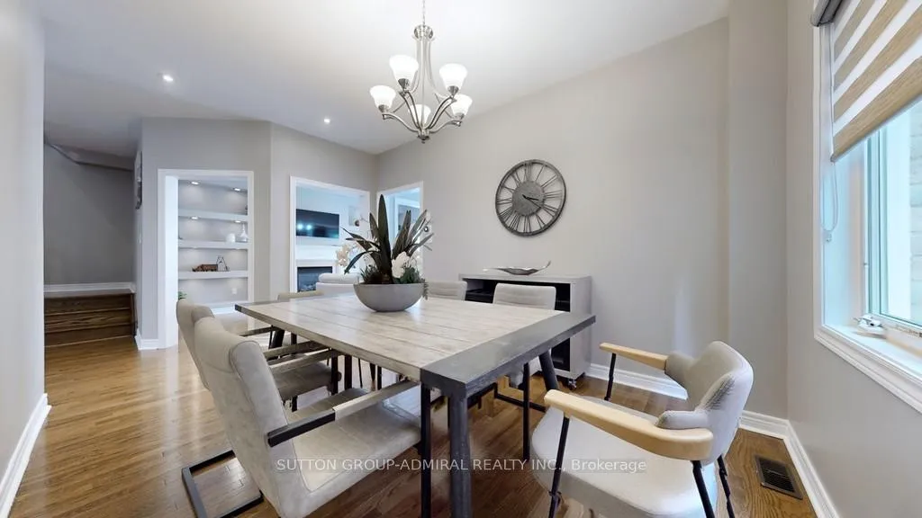 Photo 8 of 25 D'Eva Drive, Vaughan, Patterson — HOMEH