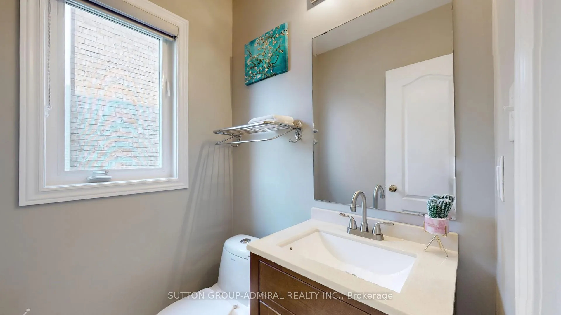 Photo 17 of 25 D'Eva Drive, Vaughan, Patterson — HOMEH