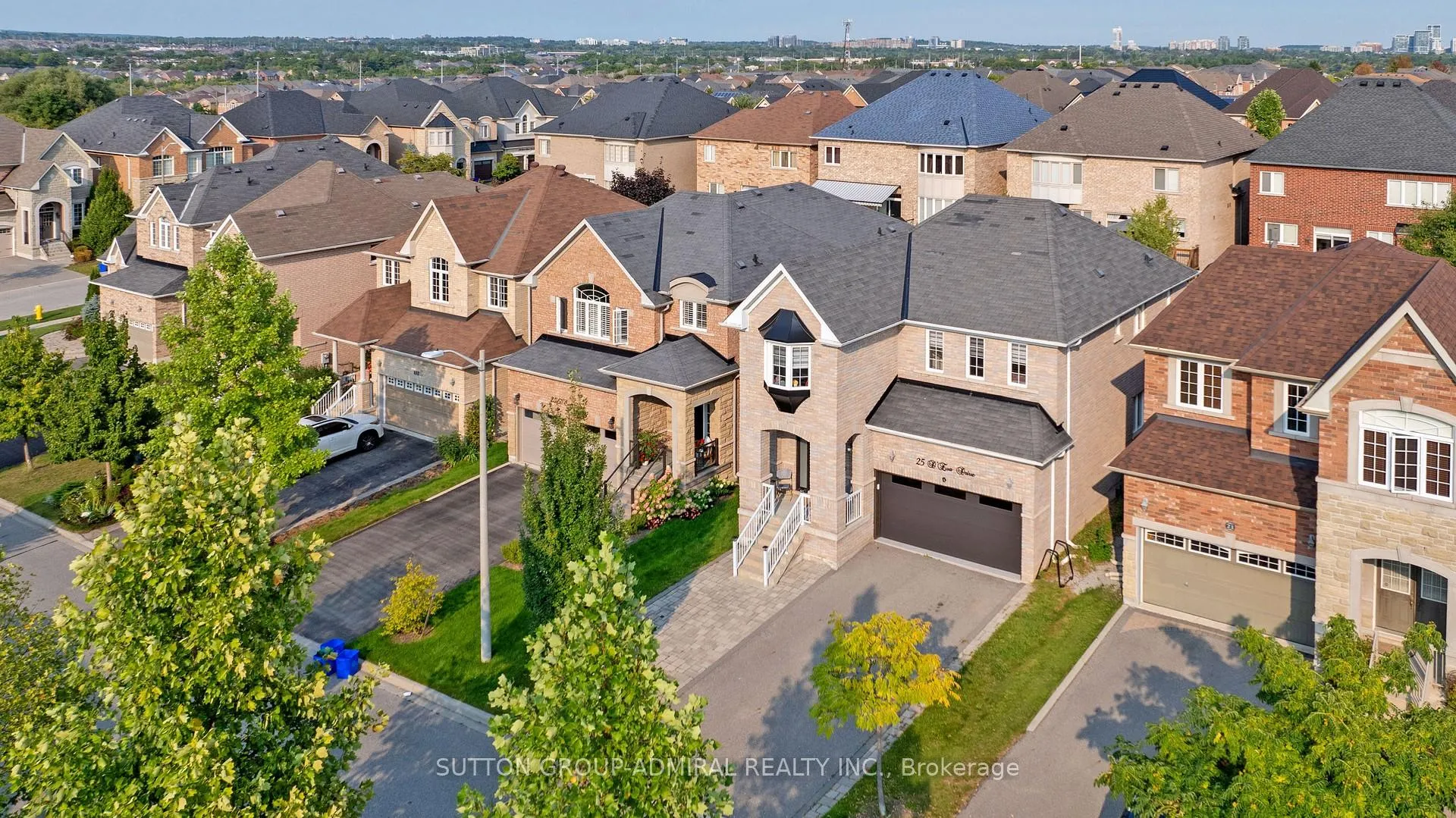 Photo 40 of 25 D'Eva Drive, Vaughan, Patterson — HOMEH