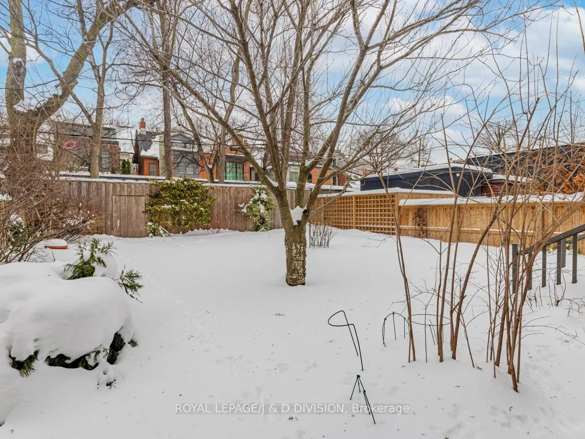 Photo 22 of 12 McMaster Avenue, Toronto, Casa Loma — HOMEH