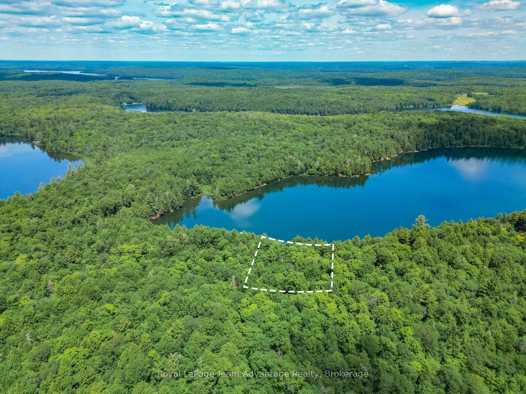 Photo 1 of 186 Silver Lake Road E, Magnetawan, Spence — HOMEH