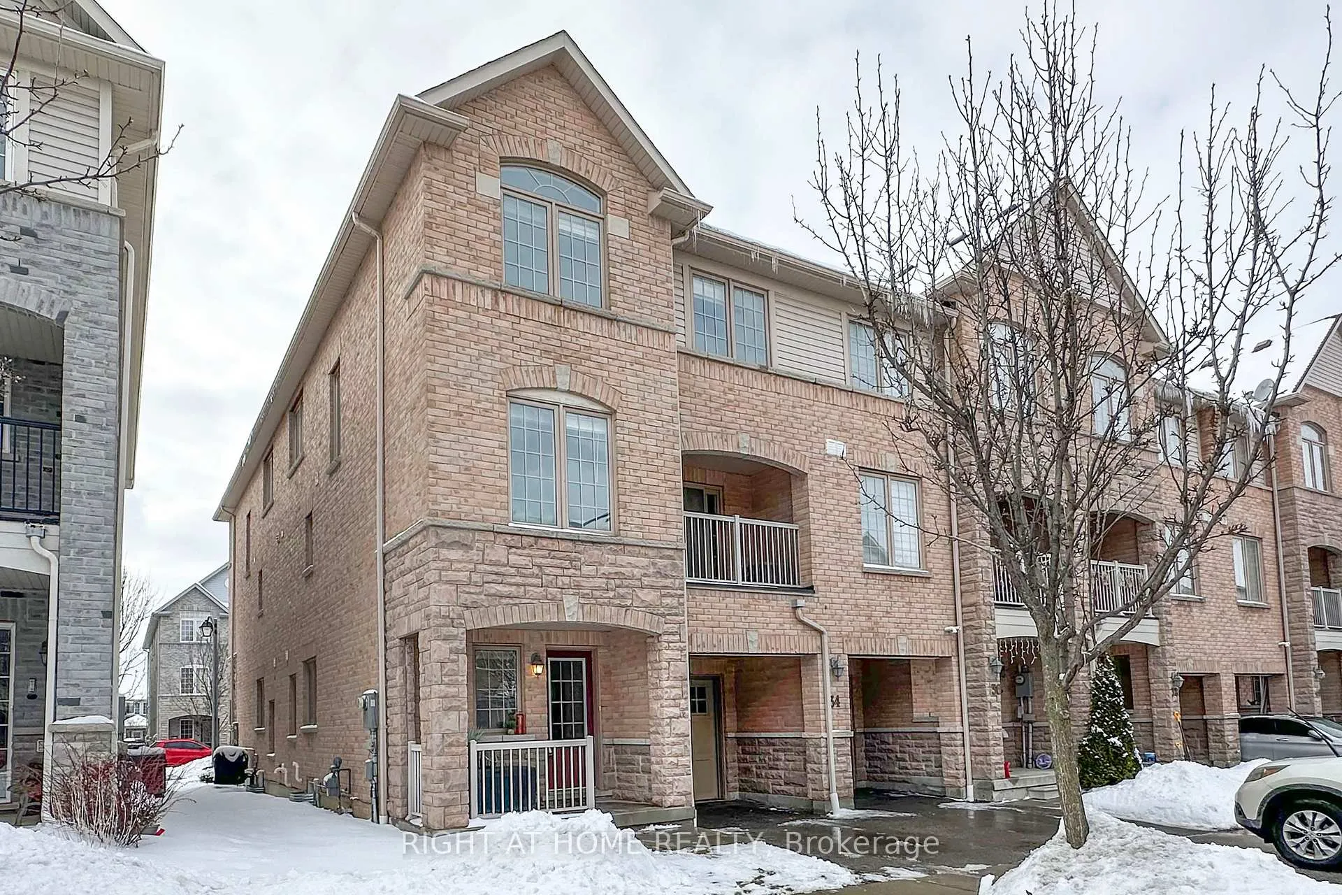 Photo 1 of 34 Clowes Street, Ajax, Central East — HOMEH