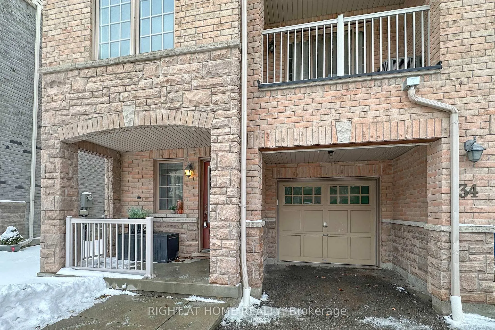 Photo 4 of 34 Clowes Street, Ajax, Central East — HOMEH