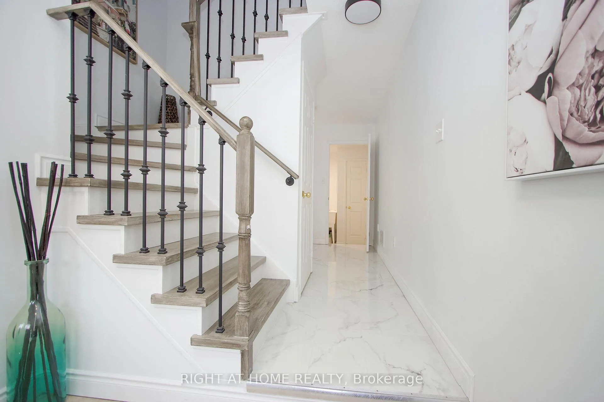 Photo 5 of 34 Clowes Street, Ajax, Central East — HOMEH