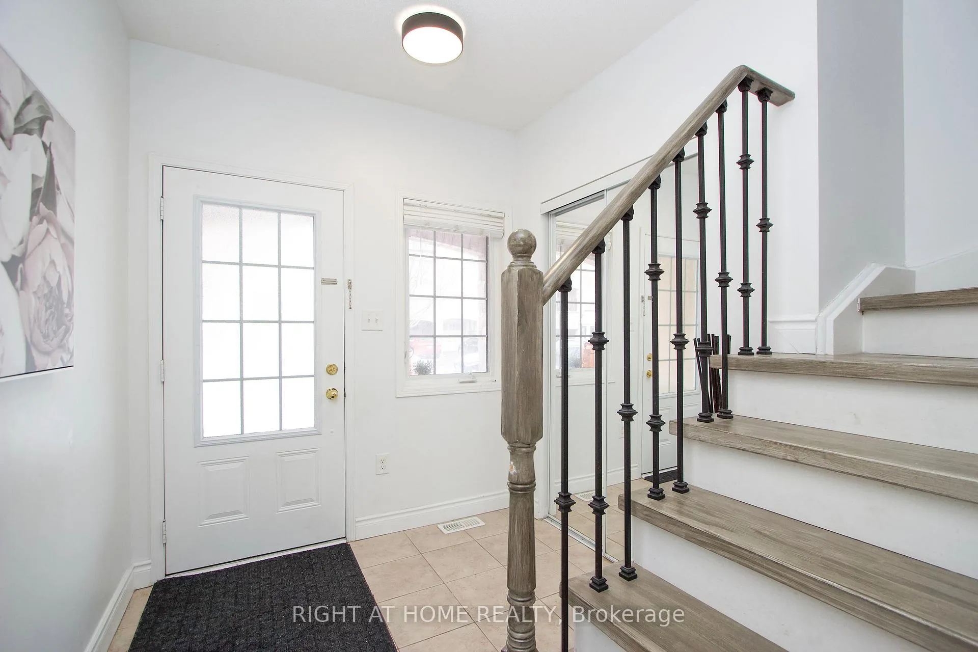 Photo 7 of 34 Clowes Street, Ajax, Central East — HOMEH