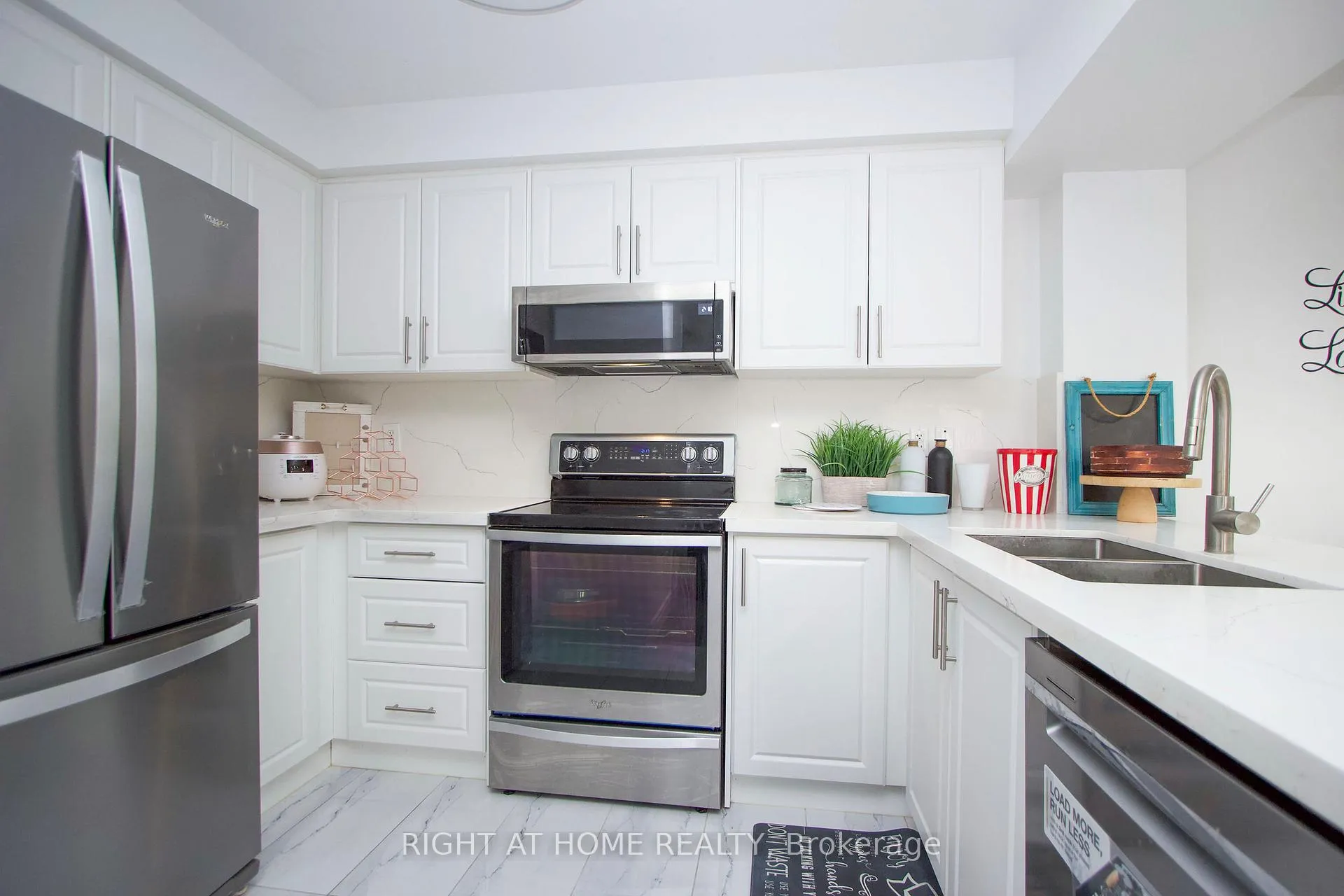 Photo 17 of 34 Clowes Street, Ajax, Central East — HOMEH