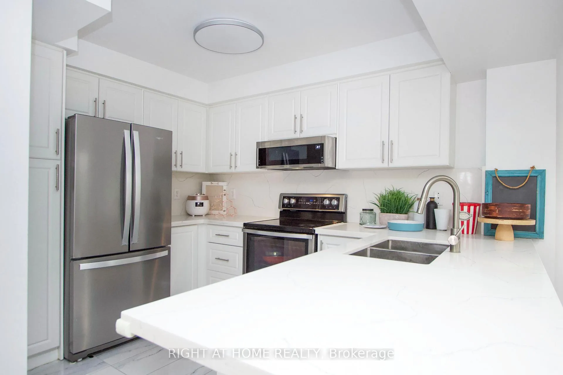 Photo 18 of 34 Clowes Street, Ajax, Central East — HOMEH