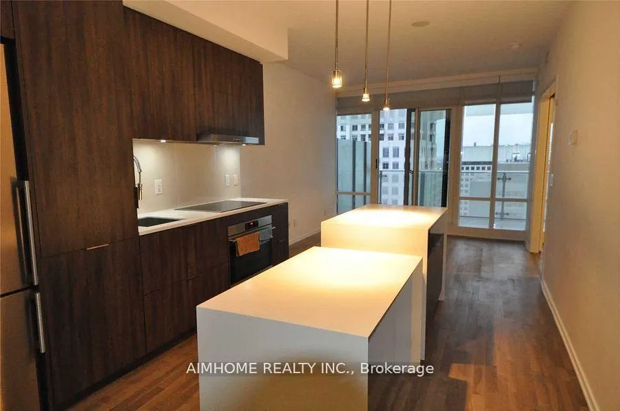 Photo 4 of Unit 2208, 1 Bloor Street E, Toronto, Church-Yonge Corridor — HOMEH