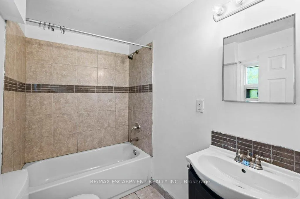 Photo 21 of 21 Mayflower Avenue, Hamilton, Crown Point — HOMEH